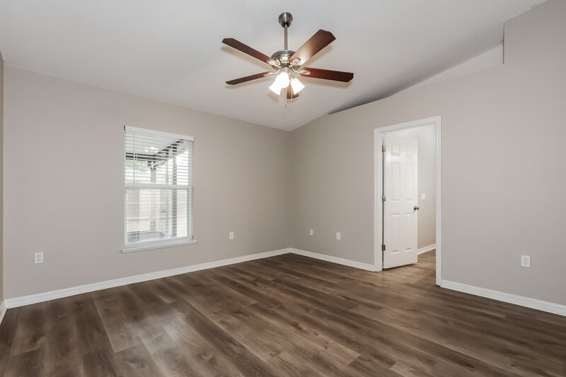 2,320/Mo, 10403 Fly Fishing St Riverview, FL 33569 Main Bedroom View