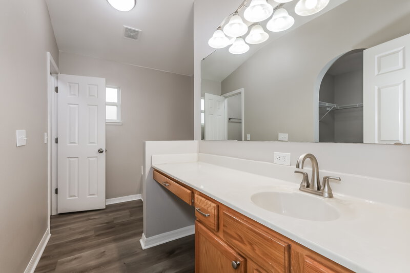 2,320/Mo, 10403 Fly Fishing St Riverview, FL 33569 Main Bathroom View