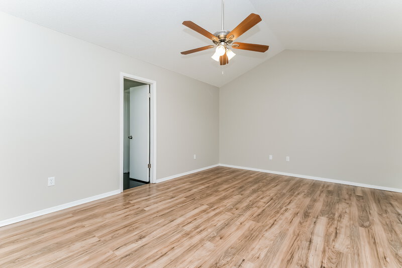 2,915/Mo, 10907 Landon Ln Tampa, FL 33635 Main Bedroom View