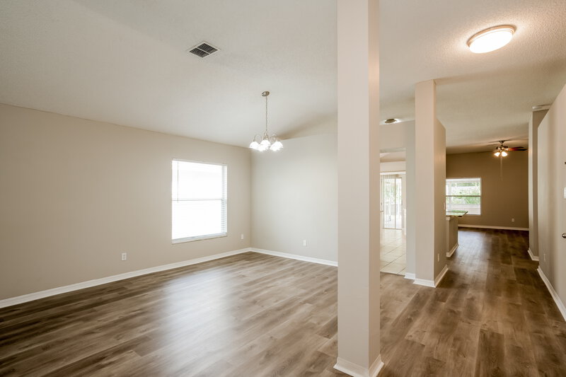 2,610/Mo, 10270 Oasis Palm Dr Tampa, FL 33615 Living Room View