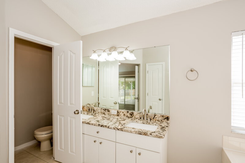 2,610/Mo, 10270 Oasis Palm Dr Tampa, FL 33615 Bedroom View 3