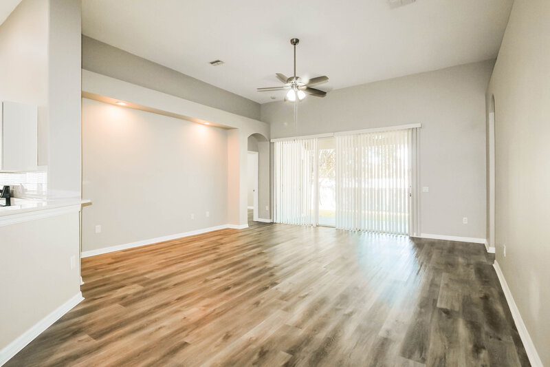 2,205/Mo, 3696 Braemere Dr Spring Hill, FL 34609 Living Room View