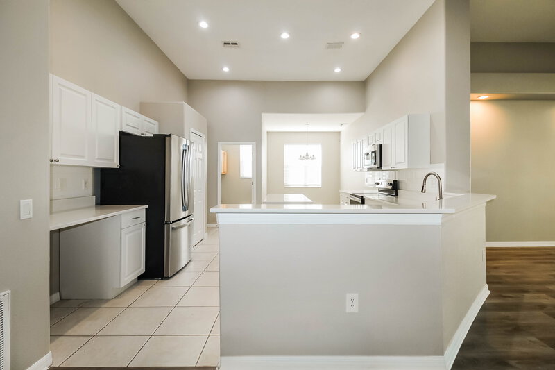 2,205/Mo, 3696 Braemere Dr Spring Hill, FL 34609 Kitchen View