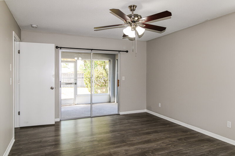 1,890/Mo, 10142 Bannister St Spring Hill, FL 34608 Main Bedroom View 2