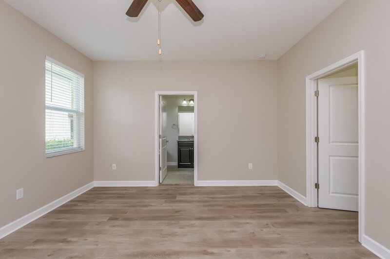 2,520/Mo, 14279 Blue Dasher Dr Riverview, FL 33569 Main Bedroom View 2