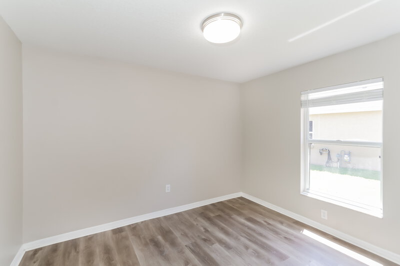 4,160/Mo, 28506 Tall Grass Dr Zephyrhills, FL 33543 Bedroom View