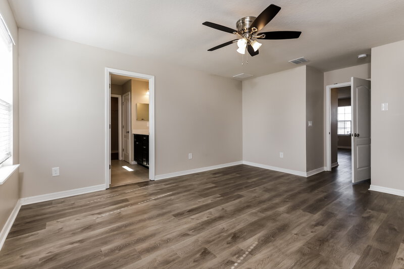 2,770/Mo, 11343 Hudson Hills Ln Riverview, FL 33579 Main Bedroom View 2