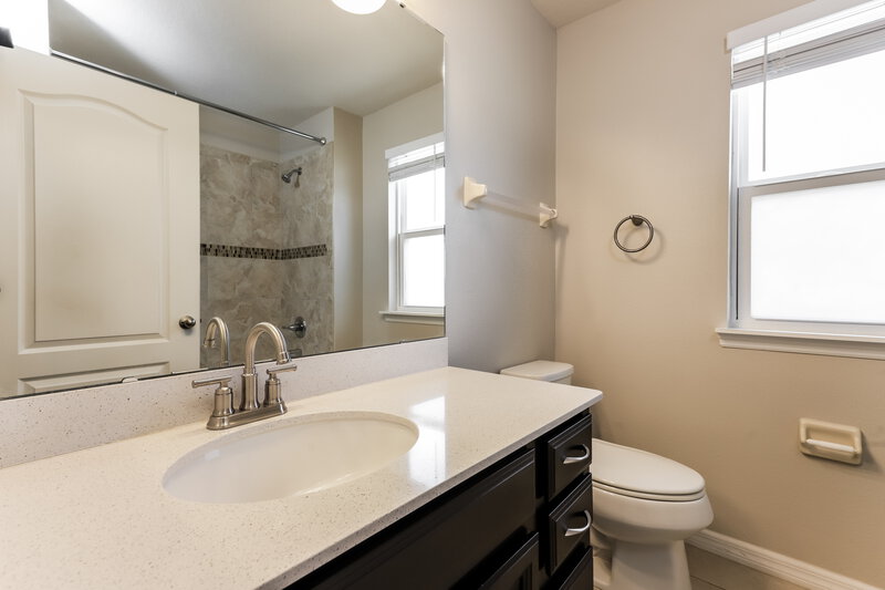 2,770/Mo, 11343 Hudson Hills Ln Riverview, FL 33579 Bathroom View