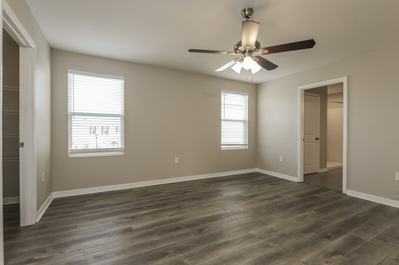 2,420/Mo, 10012 Merry Fawn Ct Sun City Center, FL 33573 Main Bedroom View 2