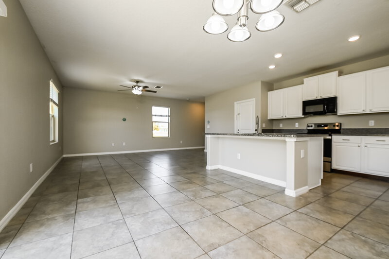 2,305/Mo, 7311 Ozello Trail Ave Sun City Center, FL 33573 Dining Room View