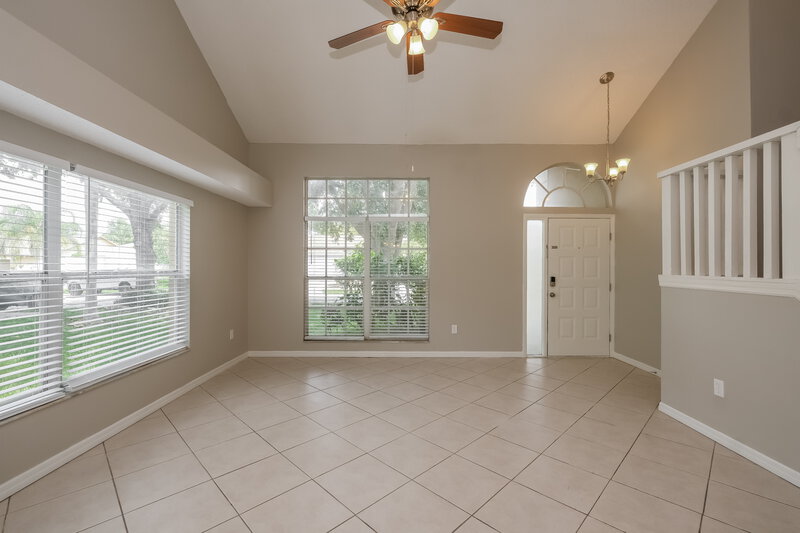 2,900/Mo, 13423 Beechberry Dr Riverview, FL 33579 Family Room View