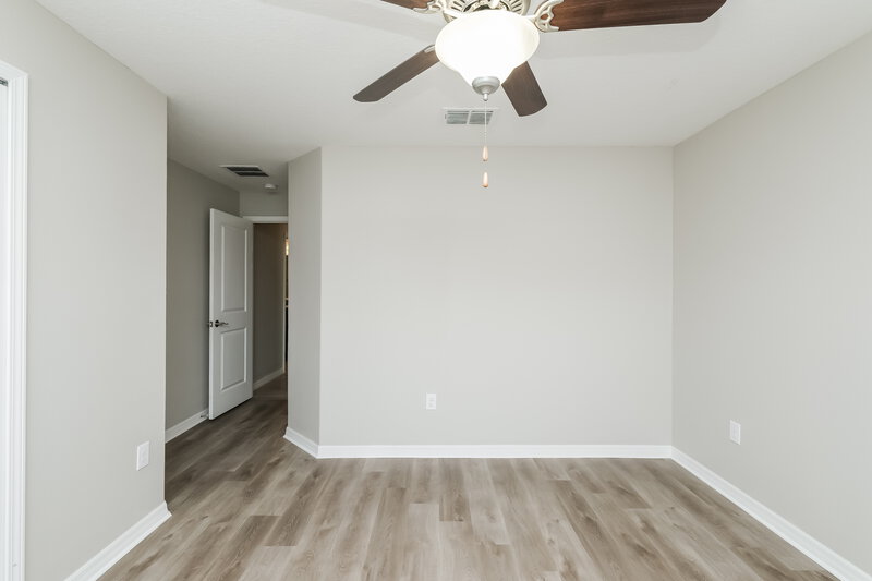 2,070/Mo, 6582 Wagon Trail St Zephyrhills, FL 33541 Bedroom View 4