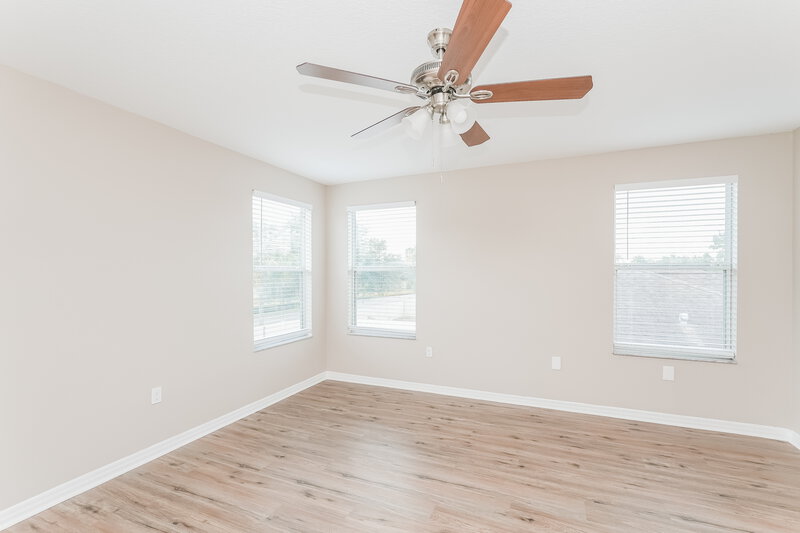 4,120/Mo, 7545 Turtle View Dr Ruskin, FL 33573 Main Bedroom View 2