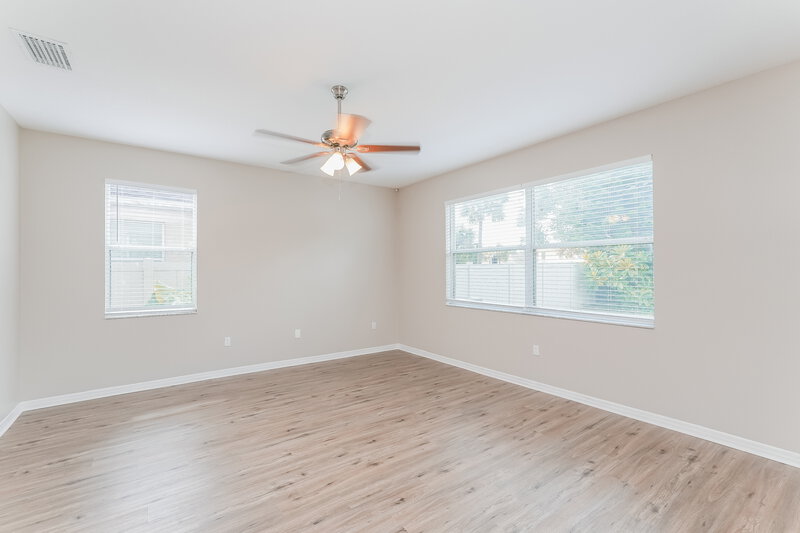 4,120/Mo, 7545 Turtle View Dr Ruskin, FL 33573 Bedroom View