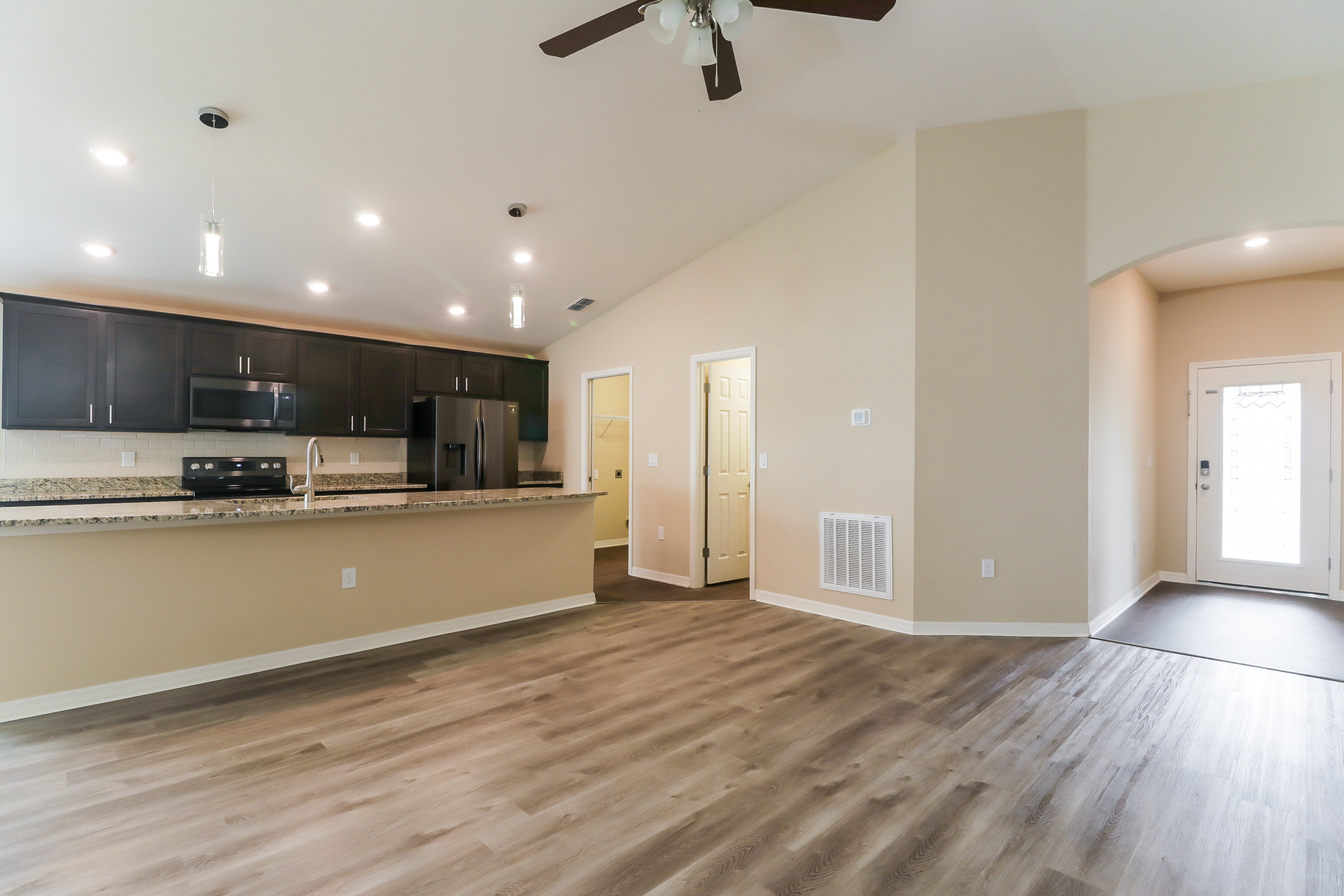 2,465/Mo, 6784 Hanworth Ln Zephyrhills, FL 33541 Misc View 3