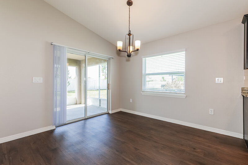 2,185/Mo, 6784 Hanworth Ln Zephyrhills, FL 33541 Dining Room View
