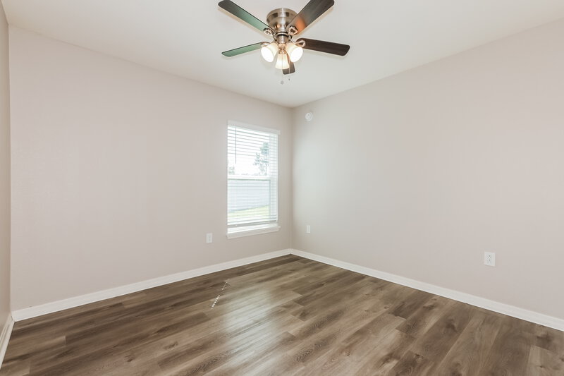 2,185/Mo, 6784 Hanworth Ln Zephyrhills, FL 33541 Bedroom View