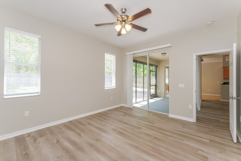 2,055/Mo, 4132 Braemere Dr Spring Hill, FL 34609 Main Bedroom View 2