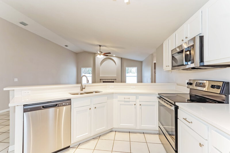 2,590/Mo, 24142 Twin Ct Land O Lakes, FL 34639 Kitchen View 2