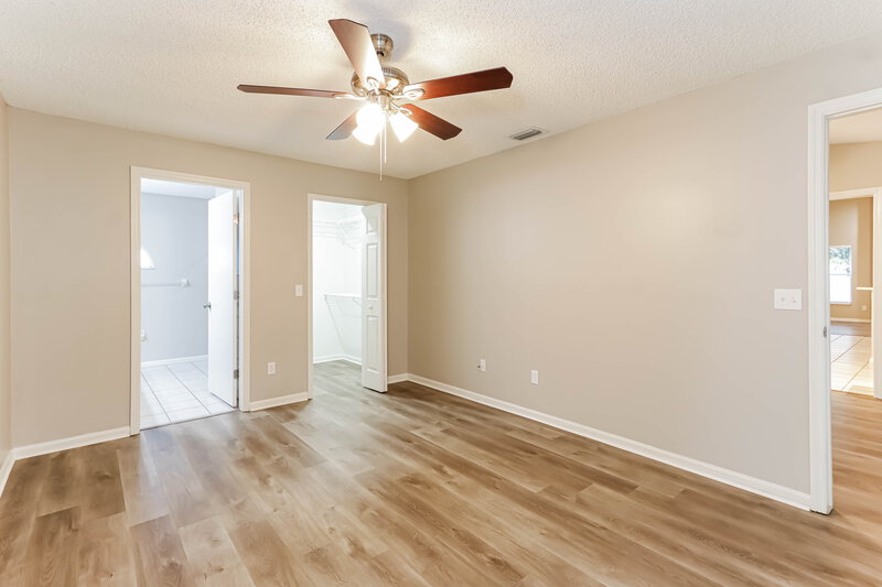 2,590/Mo, 24142 Twin Ct Land O Lakes, FL 34639 Main Bedroom View 2