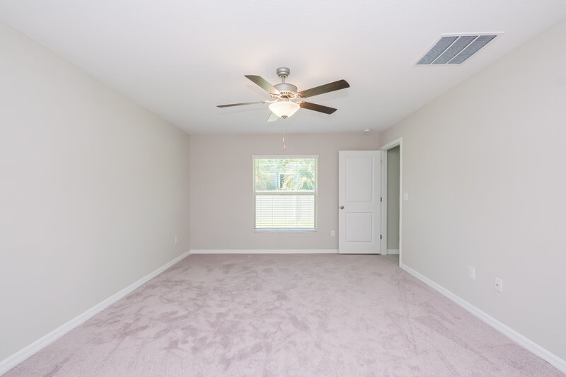 2,255/Mo, 5418 Amaryllis Garden St Apollo Beach, FL 33572 Main Bedroom View
