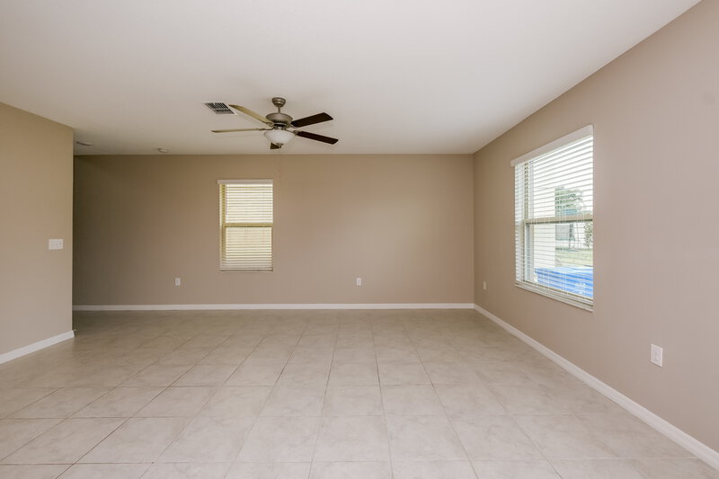 3,640/Mo, 6946 King Creek Dr Sun City Center, FL 33573 Living Room View