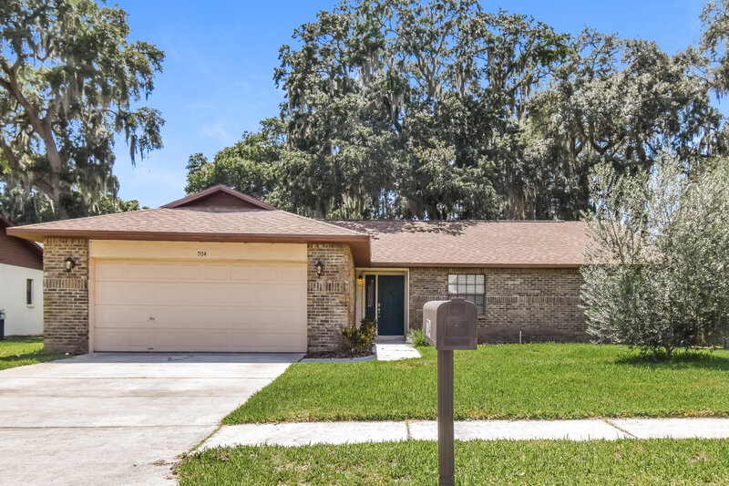 2,185/Mo, 704 Orchis Way Brandon, FL 33510 External View