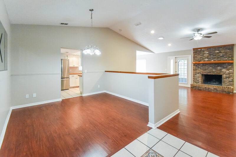 2,185/Mo, 704 Orchis Way Brandon, FL 33510 Dining Room View 2