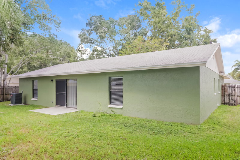 2,425/Mo, 15934 Mystic Way Tampa, FL 33624 Rear View 2