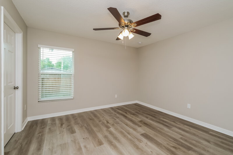 1,885/Mo, 38654 9th Ave Zephyrhills, FL 33542 Bedroom View 2