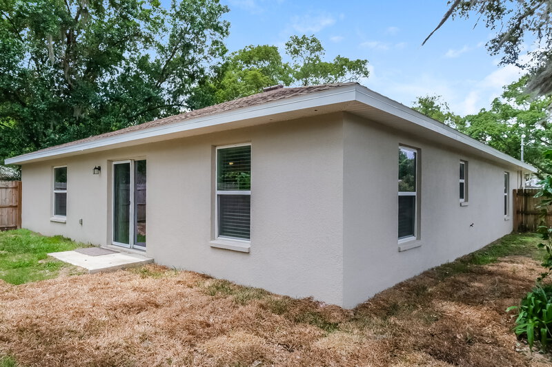 1,885/Mo, 38654 9th Ave Zephyrhills, FL 33542 Rear View