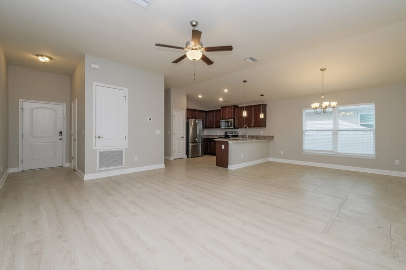 1,785/Mo, 7163 Wirevine Dr Brooksville, FL 34602 Living Room View