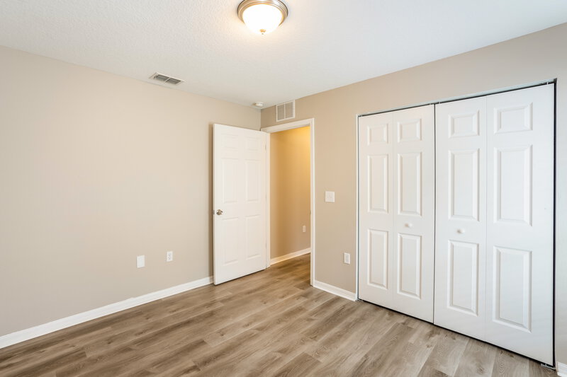 2,025/Mo, 15507 Florida Breeze Loop Wimauma, FL 33598 Bedroom View