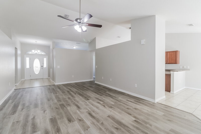 2,130/Mo, 7252 Sherman Hills Blvd Brooksville, FL 34602 Misc View 3