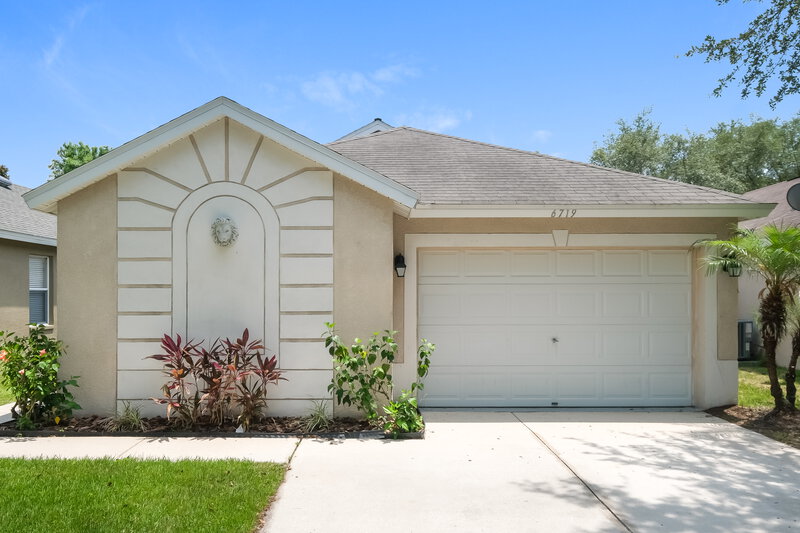 2,180/Mo, 6719 Summer Cove Dr Riverview, FL 33578 External View