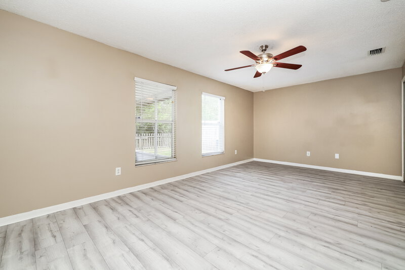 2,240/Mo, 6719 Summer Cove Dr Riverview, FL 33578 Main Bedroom View