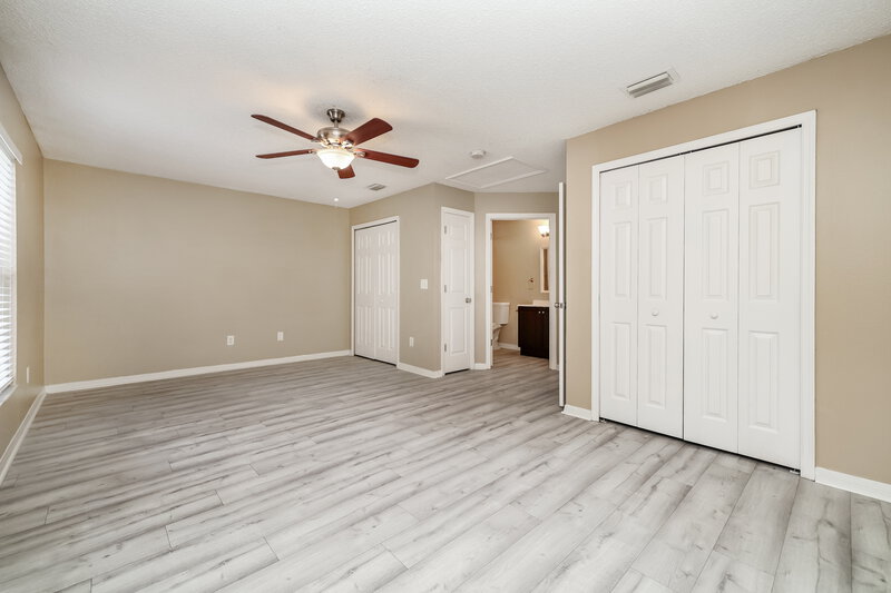 2,240/Mo, 6719 Summer Cove Dr Riverview, FL 33578 Main Bedroom View 2