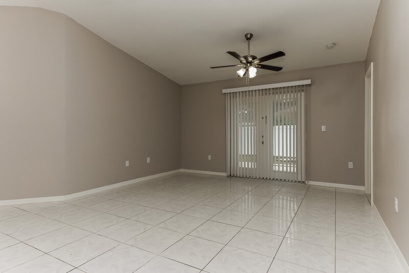 3,860/Mo, 3103 Pine Top Dr Valrico, FL 33594 Living Room View