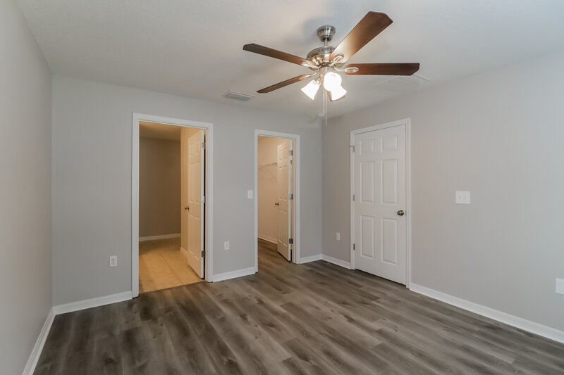 1,795/Mo, 30979 Satinleaf Run Brooksville, FL 34602 Main Bedroom View 2