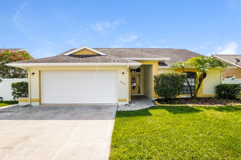 2,735/Mo, 4606 Sawgrass Blvd New Port Richey, FL 34653 External View