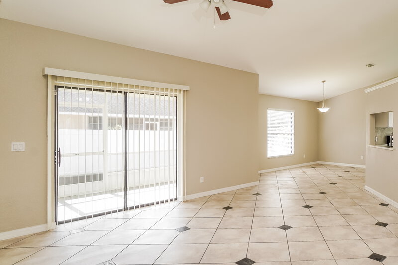 2,735/Mo, 4606 Sawgrass Blvd New Port Richey, FL 34653 Living Room View
