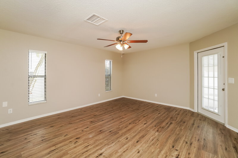 2,735/Mo, 4606 Sawgrass Blvd New Port Richey, FL 34653 Main Bedroom View