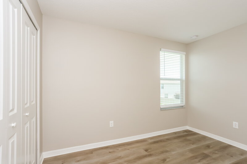 2,735/Mo, 15419 Dark Star Ln Sun City Center, FL 33573 Bedroom View