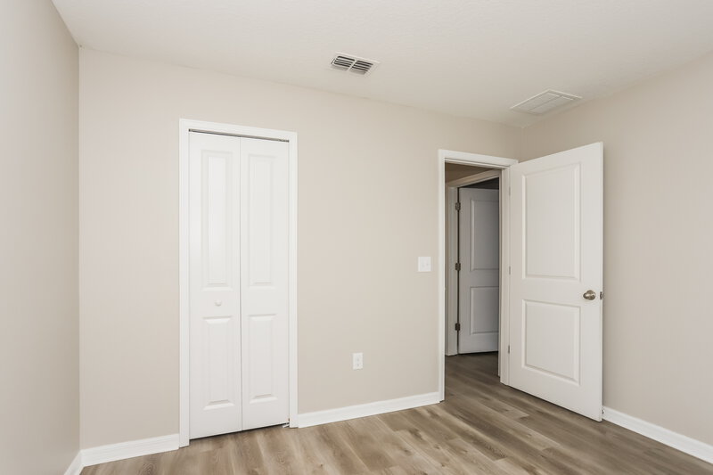 2,735/Mo, 15419 Dark Star Ln Sun City Center, FL 33573 Bedroom View 4