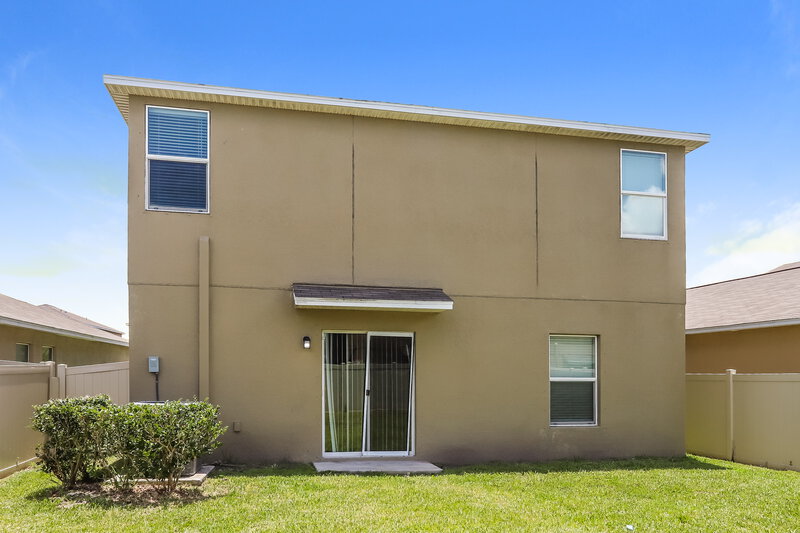 2,735/Mo, 15419 Dark Star Ln Sun City Center, FL 33573 Rear View 2