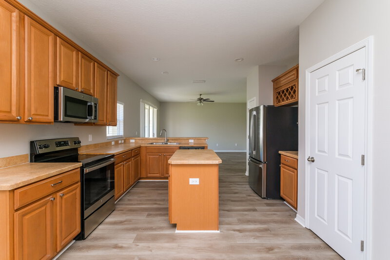 2,430/Mo, 12204 Citrus Leaf Dr Gibsonton, FL 33534 Misc View 8