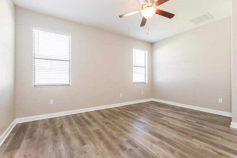2,265/Mo, 10129 Count Fleet Dr Ruskin, FL 33573 Main Bedroom View 2