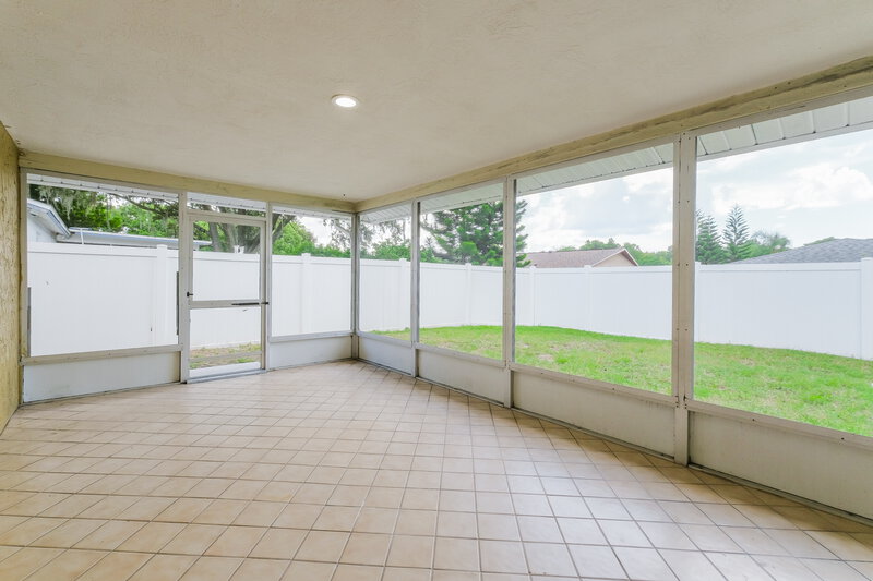 2,325/Mo, 6134 Staunton Dr Holiday, FL 34690 Sun Room View