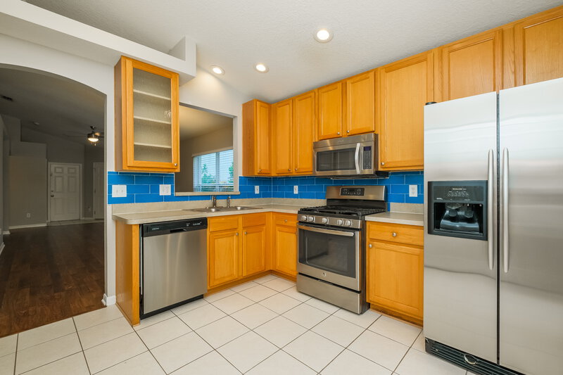 1,960/Mo, 8618 Hawbuck St Trinity, FL 34655 Kitchen View