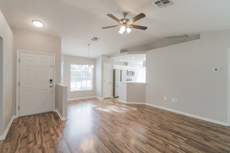 1,725/Mo, 31275 Lancewood Dr Brooksville, FL 34602 Living Room View
